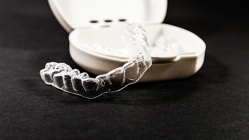 Niềng răng Invisalign